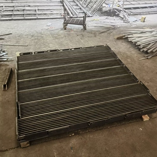 表面處理暗藏玄機(jī)！不同工藝對(duì)鋼格柵壽命的影響