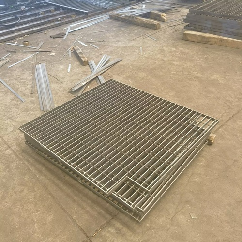 食品廠鋼格柵：符合衛(wèi)生標(biāo)準(zhǔn)的清潔方案