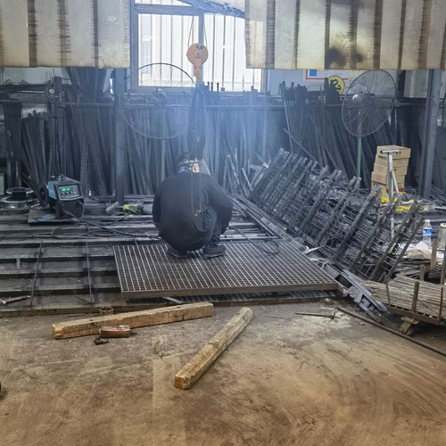 外行看熱鬧，內(nèi)行看門道！鋼格柵的正確打開方式