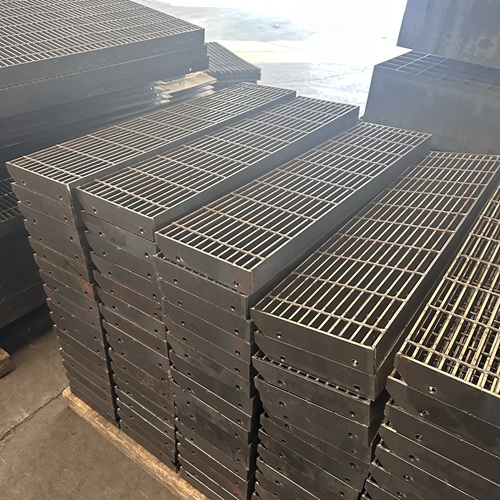 鋼格柵板正在走進(jìn)大眾視野